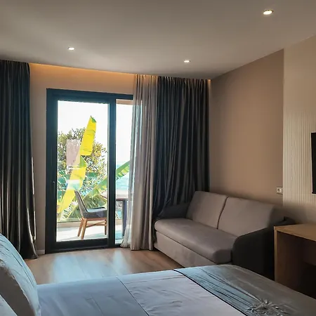 Platinium فندق ديرمي