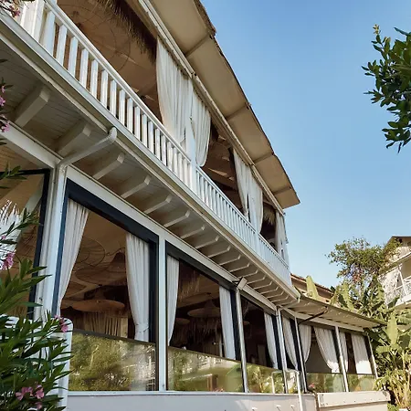 Hotel Platinium Dhërmi