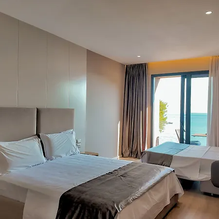 Platinium Hotel Dhërmi